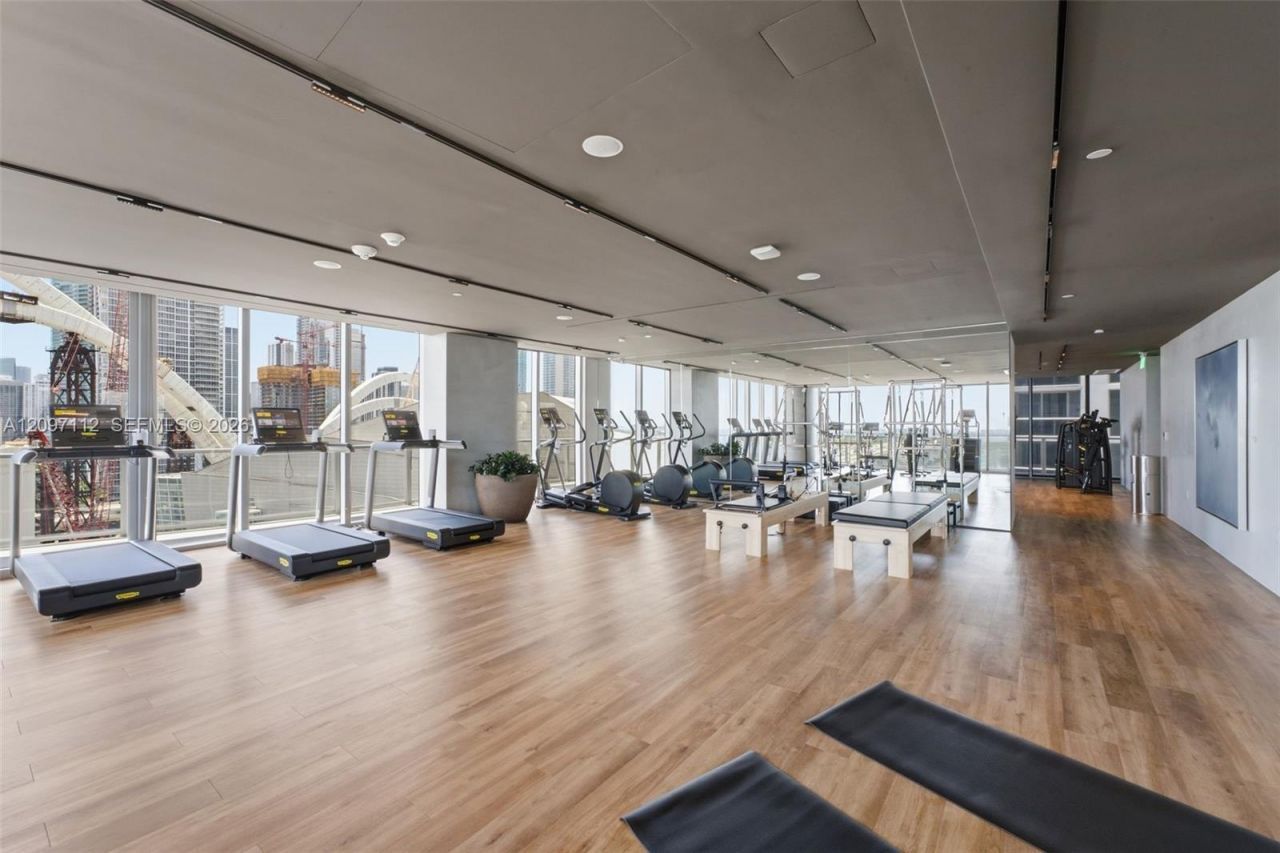 1400 Biscayne Blvd , Unit 1407, Miami, FL 33132 Photo