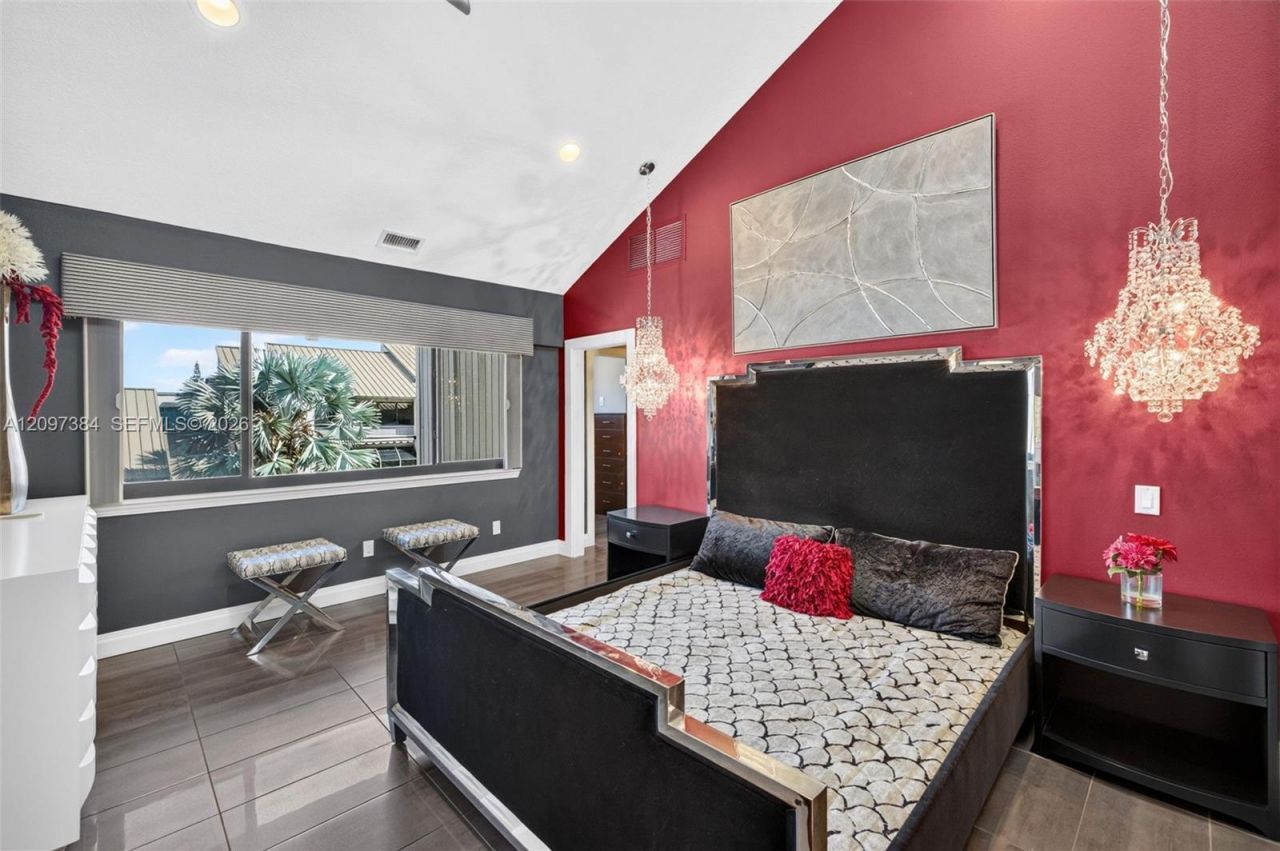 8 Port Side Dr , Unit 8A, Fort Lauderdale, FL 33316 Photo