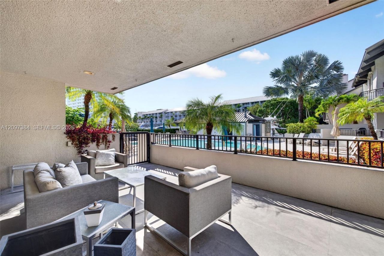 8 Port Side Dr , Unit 8A, Fort Lauderdale, FL 33316 Photo