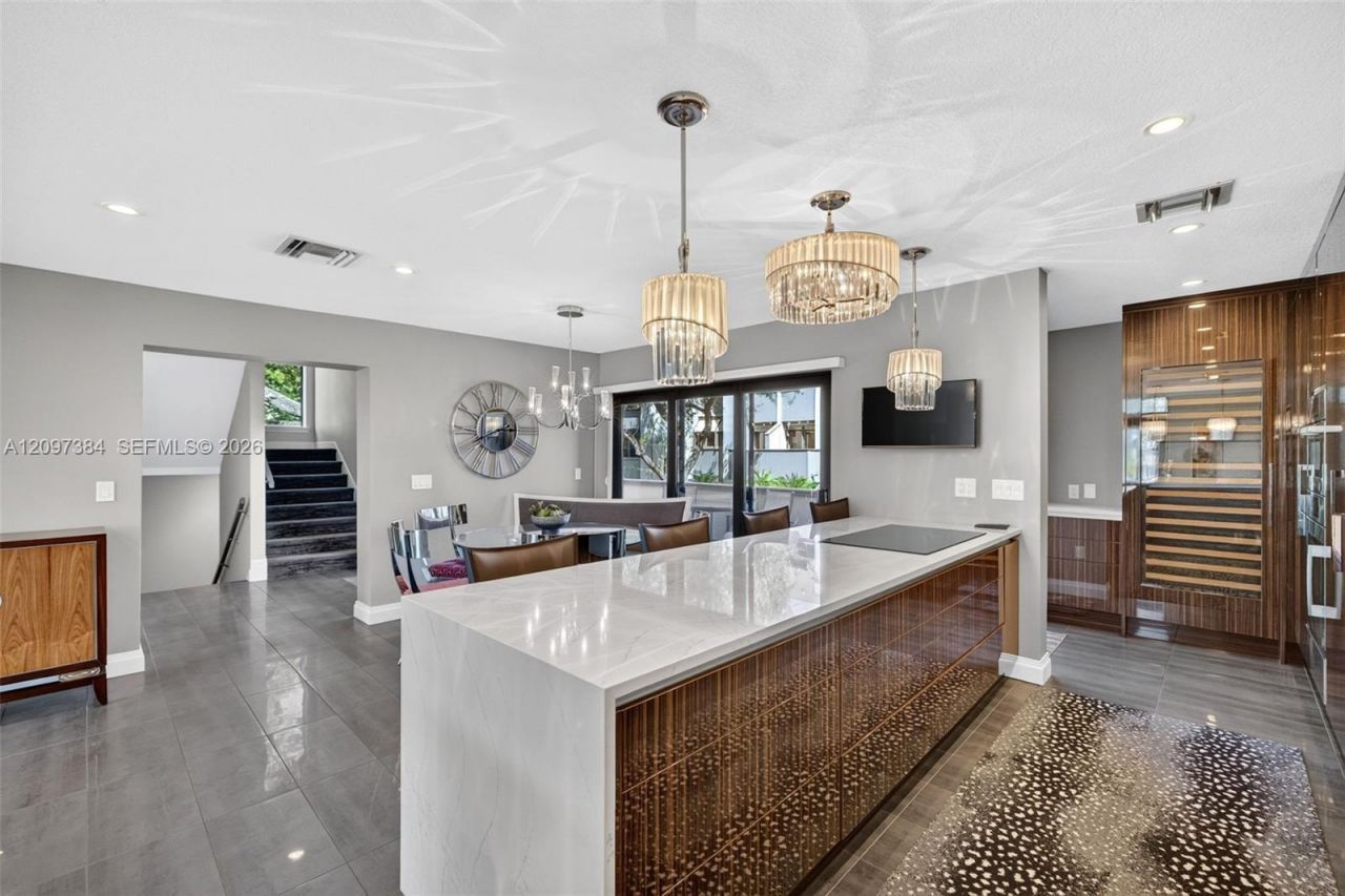 8 Port Side Dr , Unit 8A, Fort Lauderdale, FL 33316 Photo