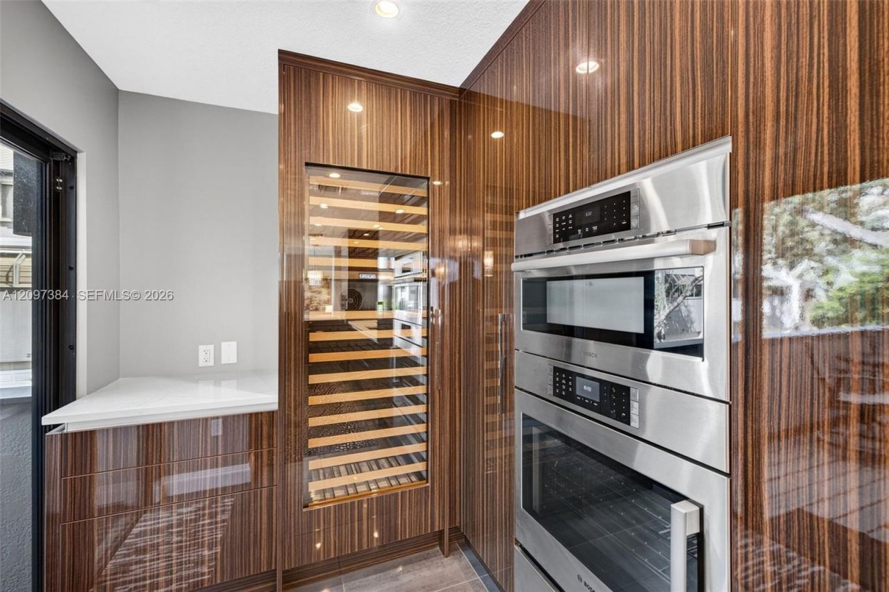 8 Port Side Dr , Unit 8A, Fort Lauderdale, FL 33316 Photo