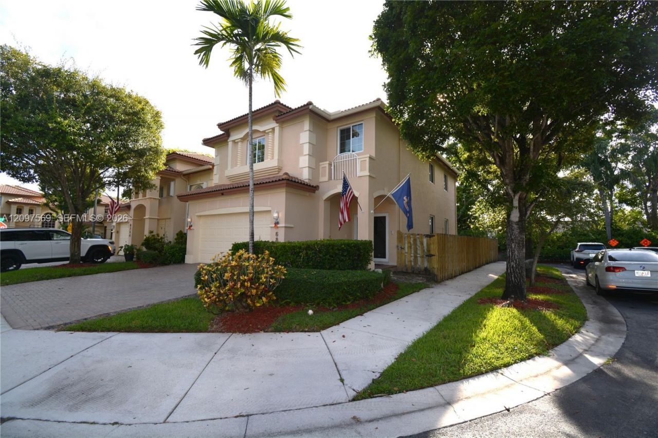6804 NW 116th Ct, Doral, FL 33178 Photo