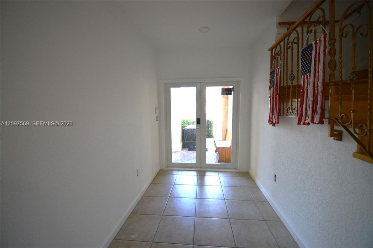 6804 NW 116th Ct, Doral, FL 33178 Photo