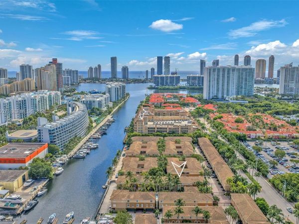 2921 NE 185th St, Unit 1203, Aventura, FL 33180