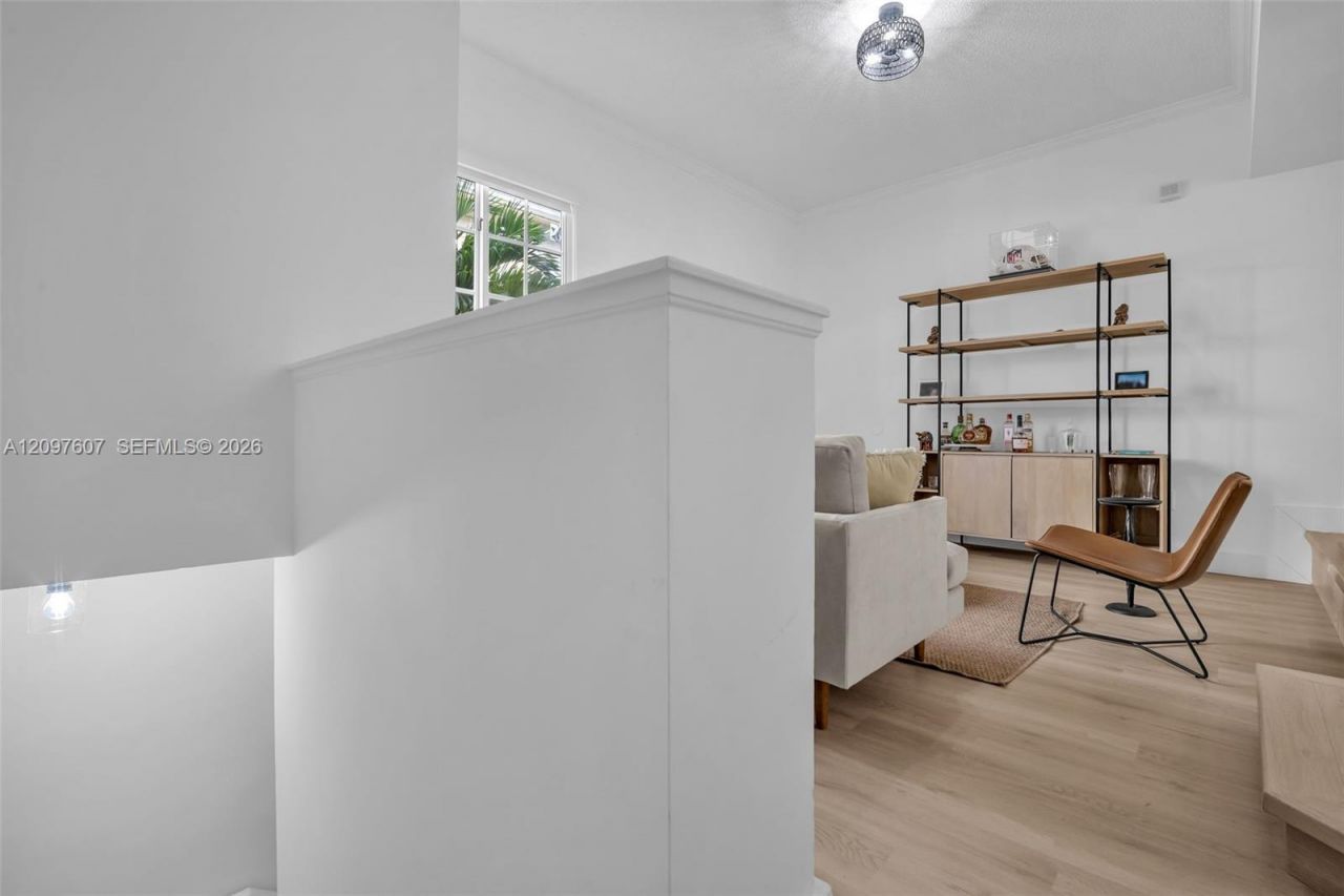 2921 NE 185th St (remodeled), Unit 1203, Aventura, FL 33180 Photo