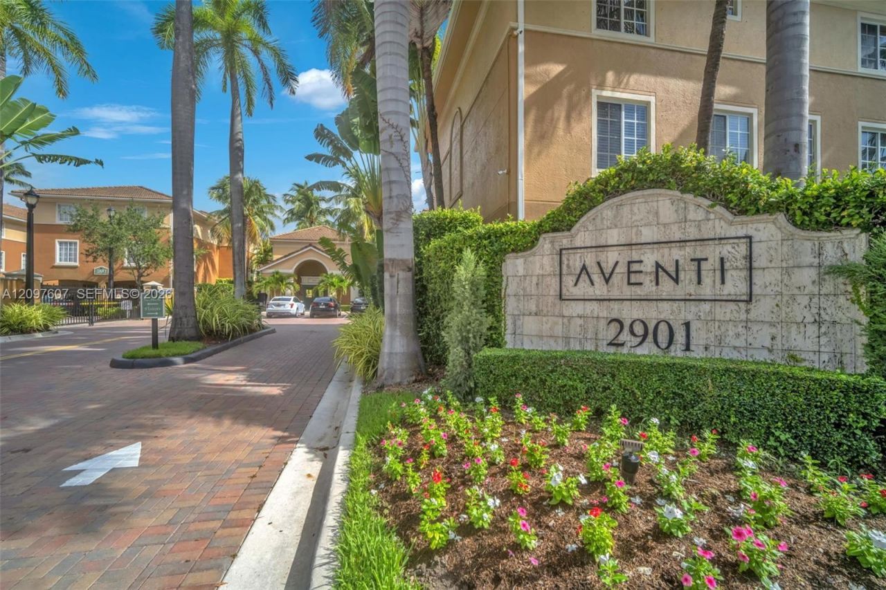 2921 NE 185th St (remodeled), Unit 1203, Aventura, FL 33180 Photo