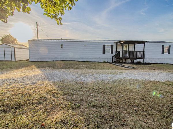 1343 N Jackson Highway , Hardyville, KY 42746