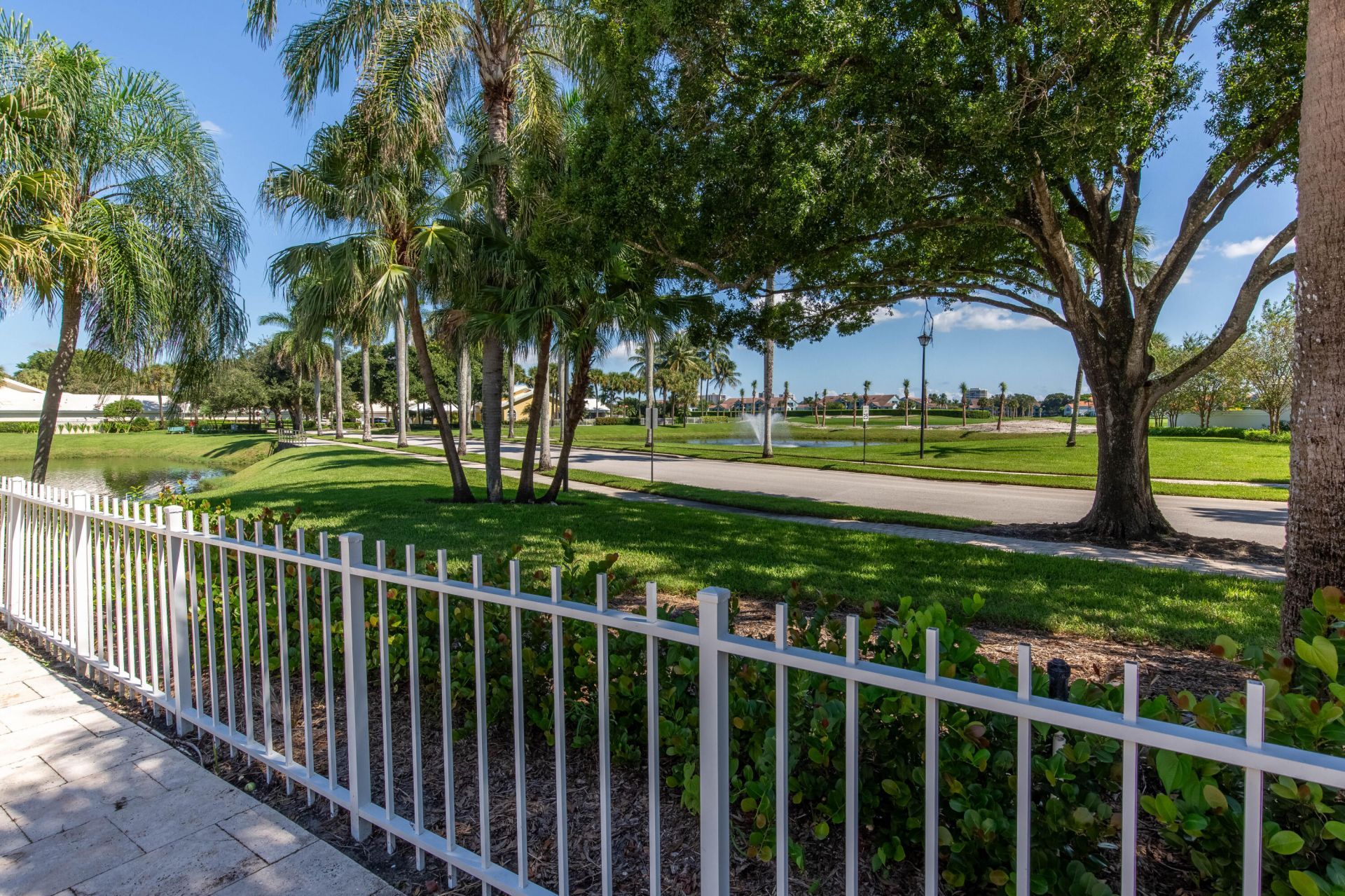 1285 Gator Trail, West Palm Beach, FL 33409 Photo