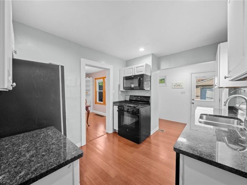 3606 Stickney Avenue, Cleveland, OH 44109 Photo 11