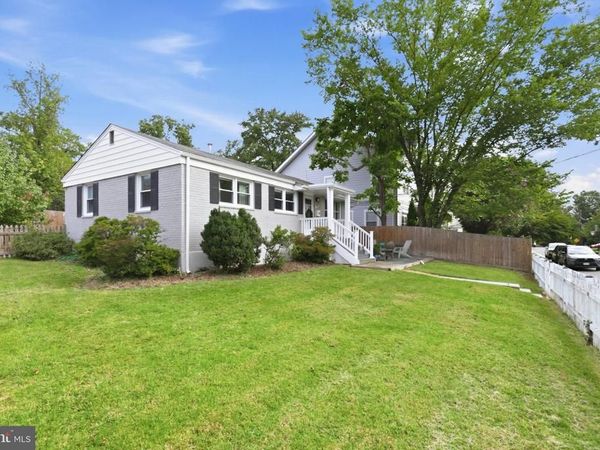 3917 17TH STREET N, ARLINGTON, VA 22207