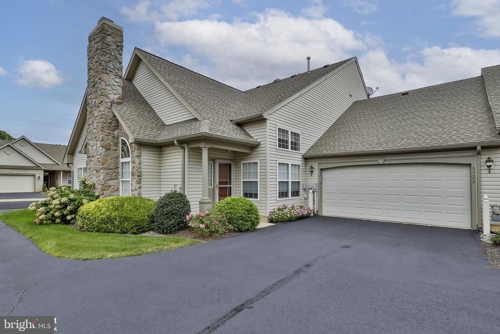 6522 LETTERKENNY LANE , MACUNGIE, PA 18062
