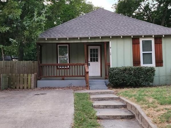 902 Davy Crockett Street, Rockwall, TX 75087