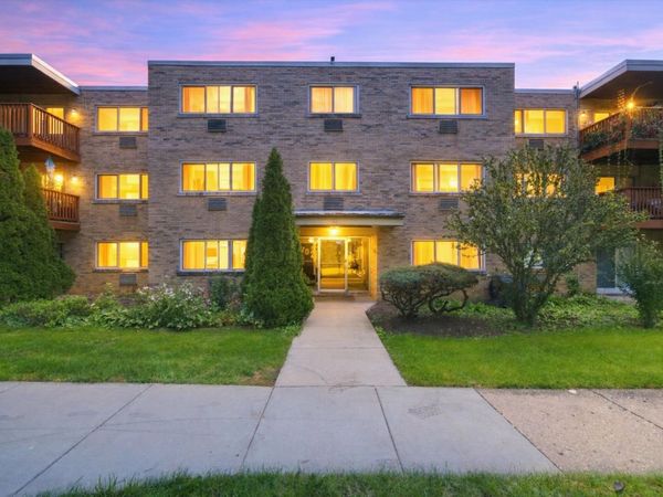 702 Dempster Street , Unit G4, Mount Prospect, IL 60056