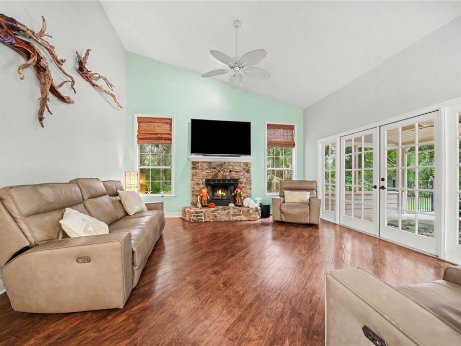 Property Image 43