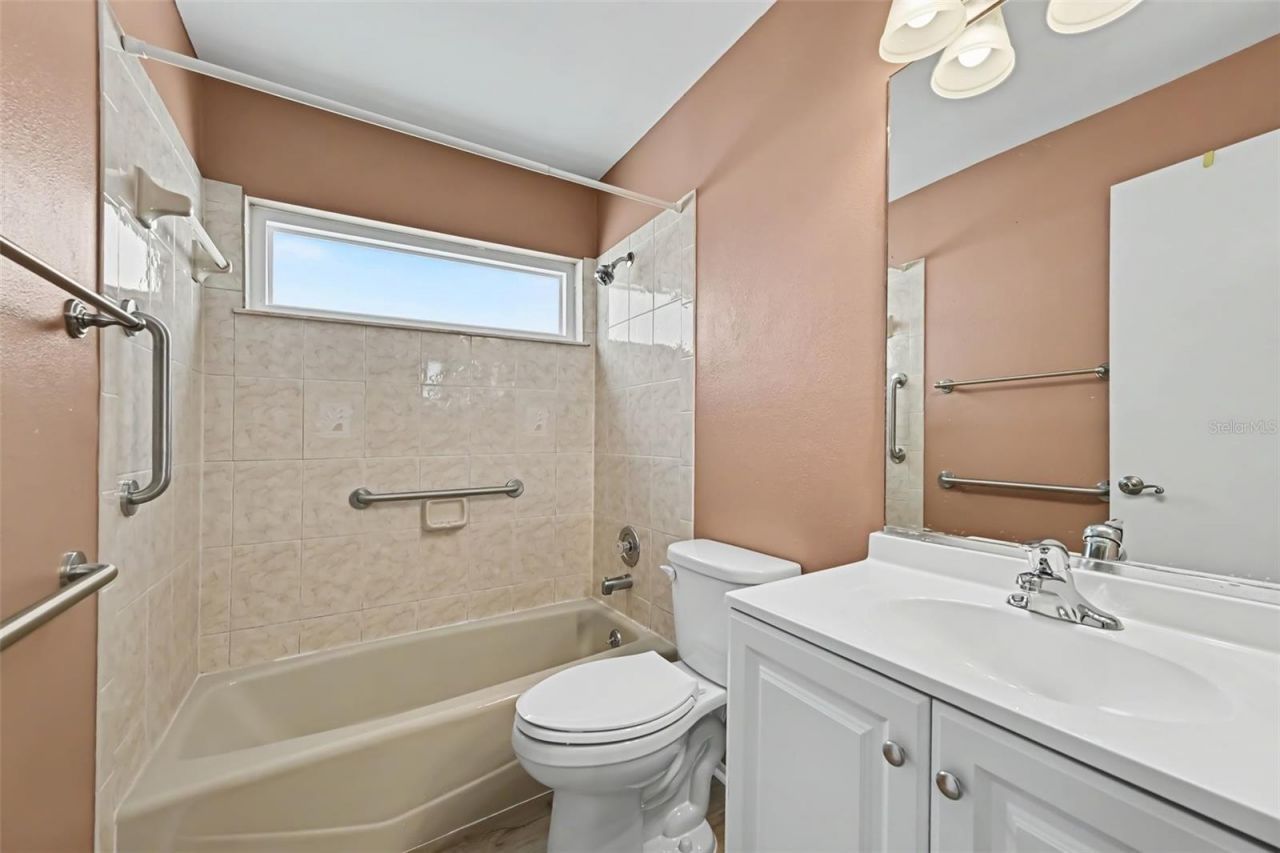 3809 Kingston Boulevard, Sarasota, FL 34238 Photo