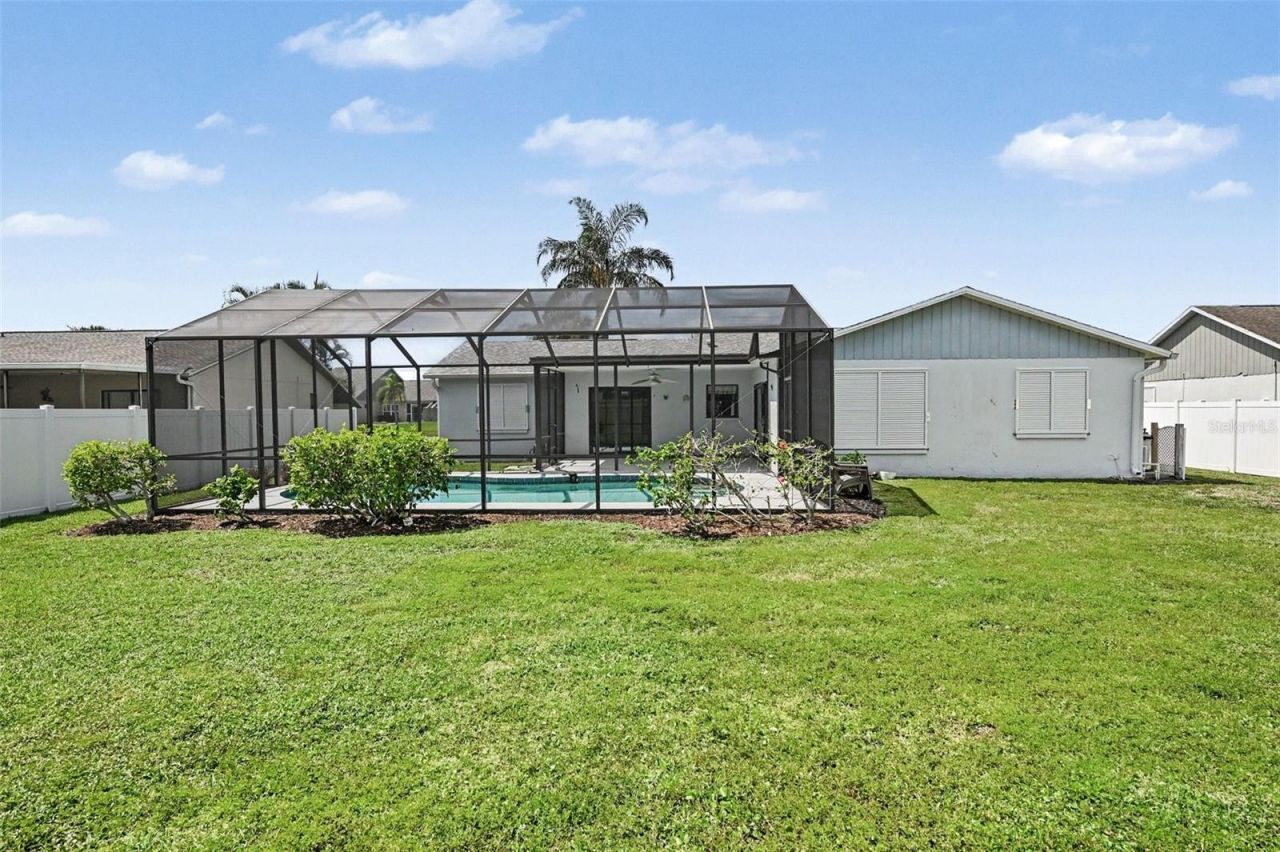 3809 Kingston Boulevard, Sarasota, FL 34238 Photo