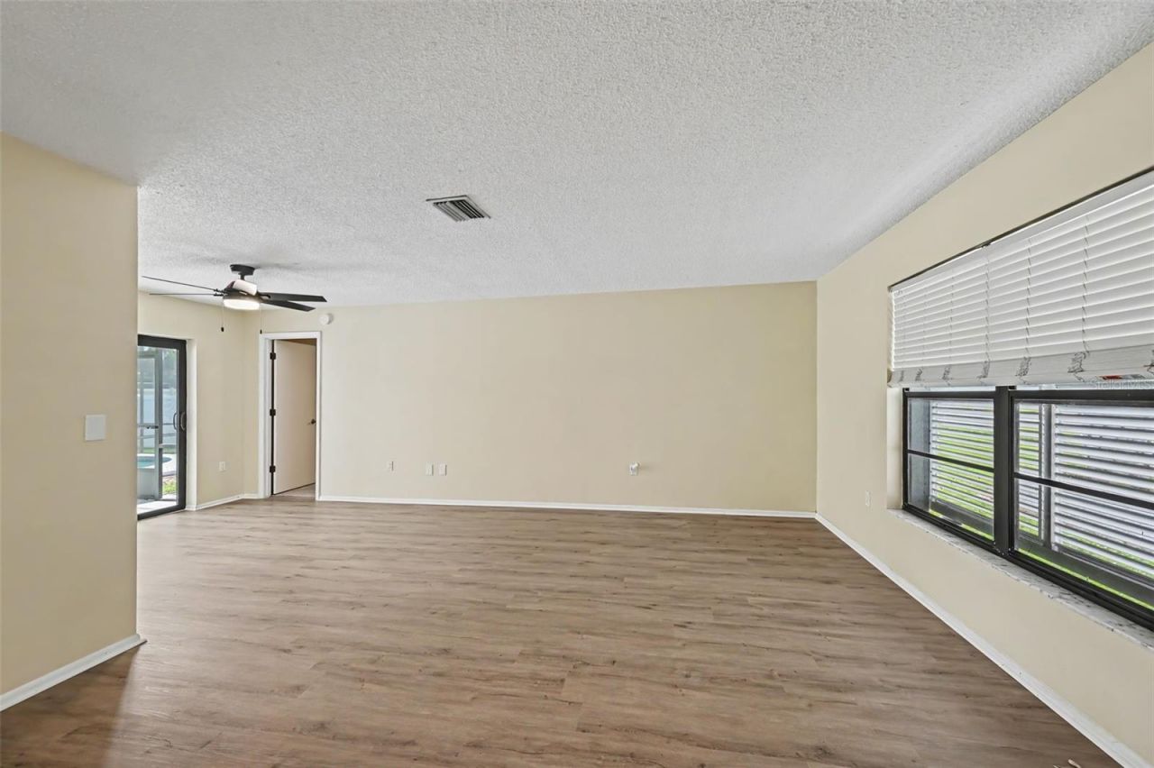 3809 Kingston Boulevard, Sarasota, FL 34238 Photo