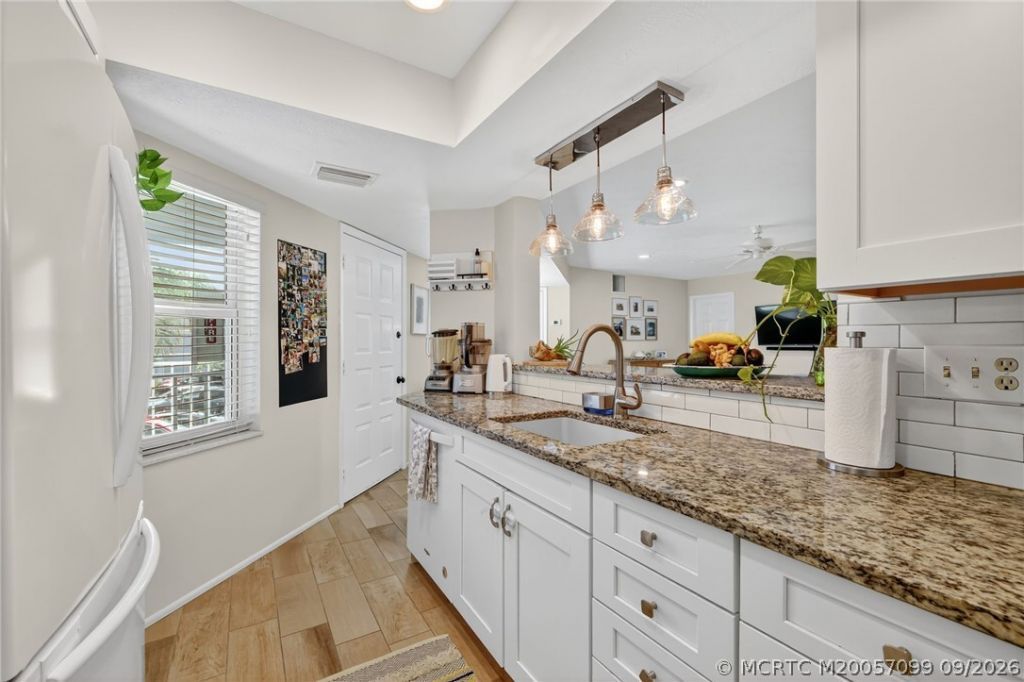 3260 SE Aster Lane, Unit I241, Stuart, FL 34994 Photo