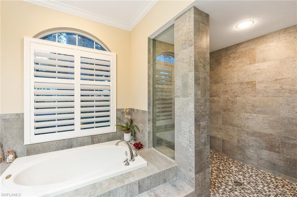 3640 Lakemont Dr, Bonita Springs, FL 34134 Photo