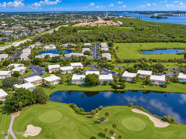 34 Vista Gardens Trail, Unit 105, Vero Beach, FL 32962