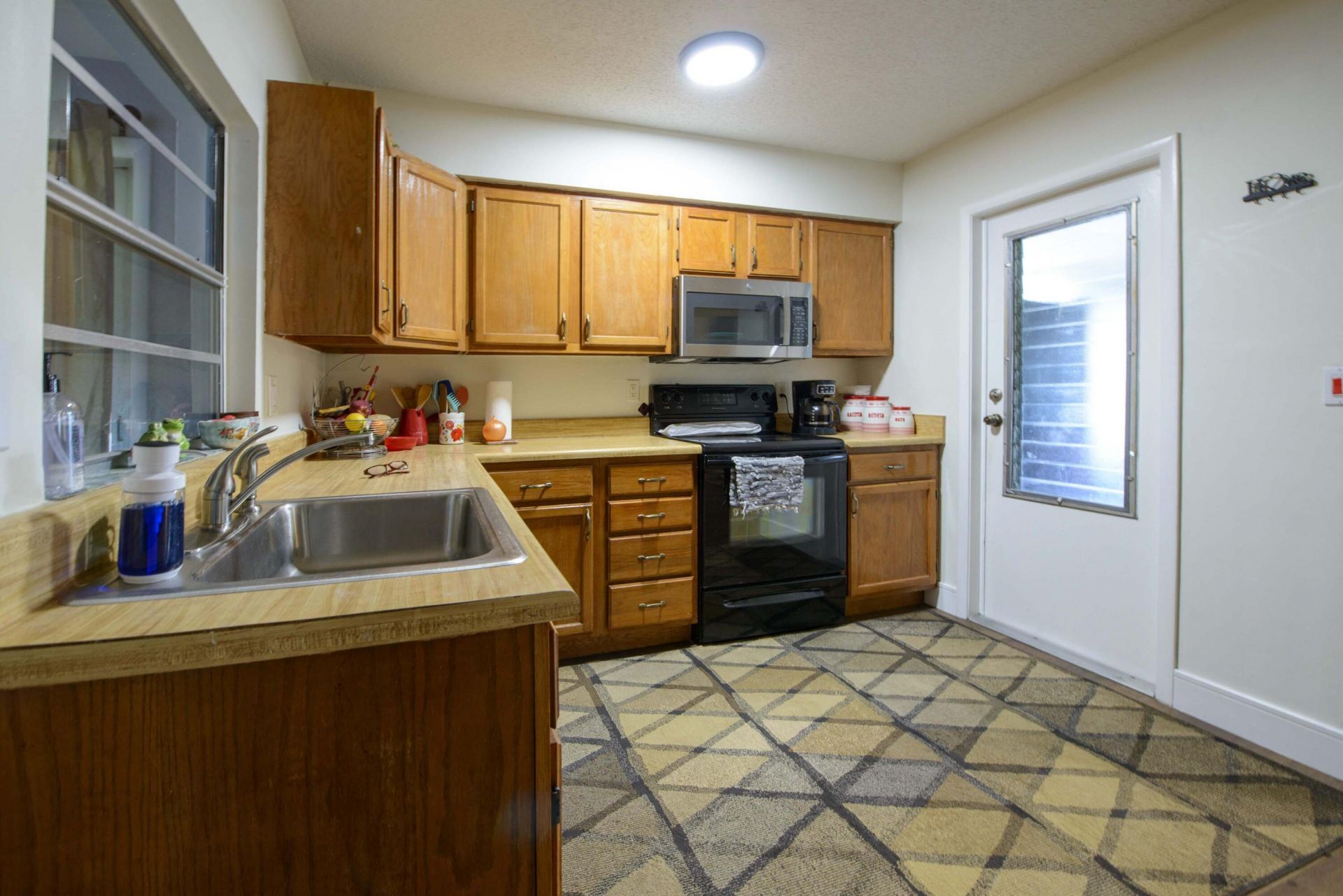 221 SW Calmoso Drive, Port Saint Lucie, FL 34983 Photo