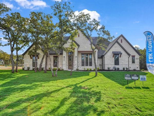 2024 Forest Bridge Drive, Azle, TX 76020