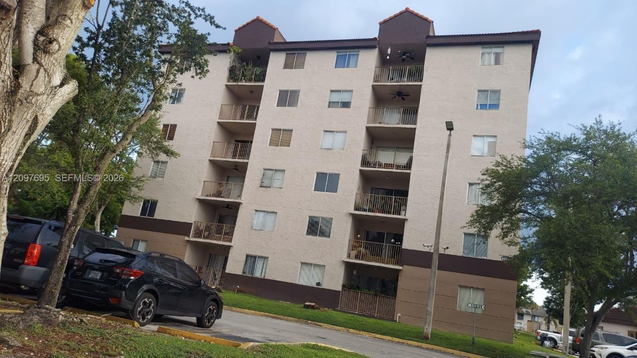 15231 SW 80th St , Unit 209, Miami, FL 33193 Photo