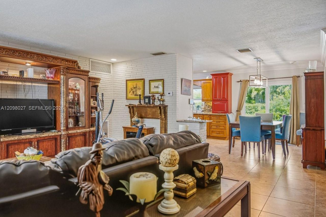 5105 Johnson St, Hollywood, FL 33021 Photo