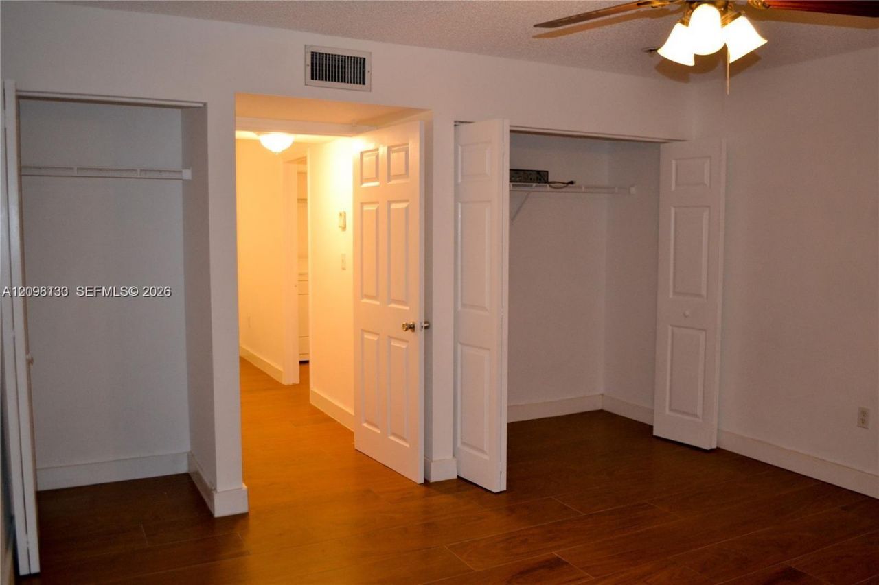 2871 NE 185th St , Unit 201, Aventura, FL 33180 Photo