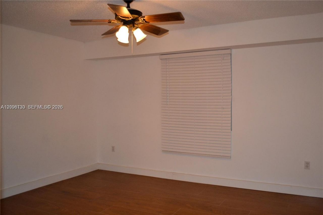 2871 NE 185th St , Unit 201, Aventura, FL 33180 Photo