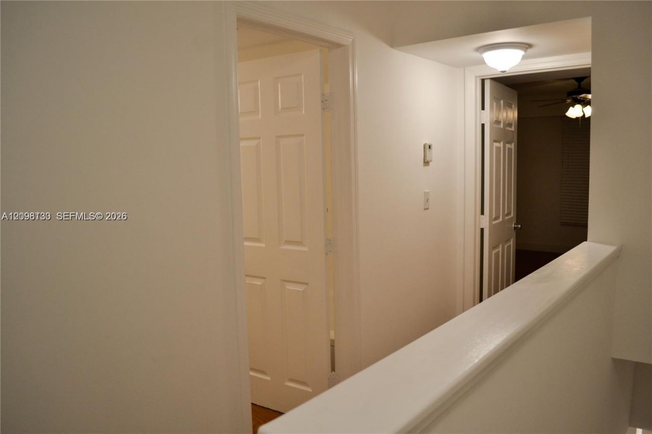 2871 NE 185th St , Unit 201, Aventura, FL 33180 Photo
