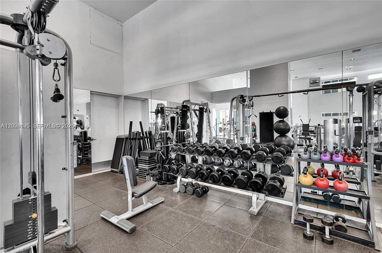 1040 Biscayne Blvd , Unit 3802, Miami, FL 33132 Photo