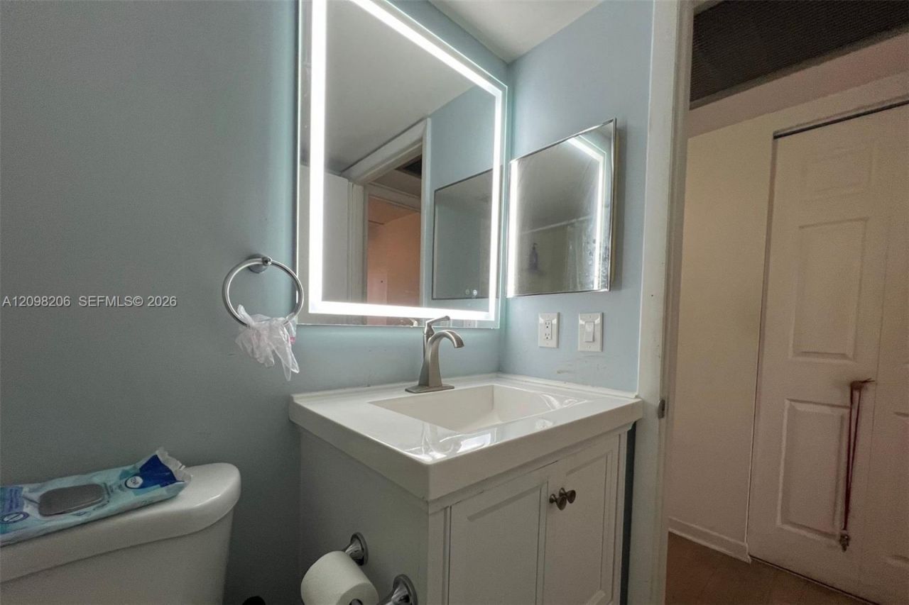 1301 SW 134th Way , Unit 208B, Pembroke Pines, FL 33027 Photo