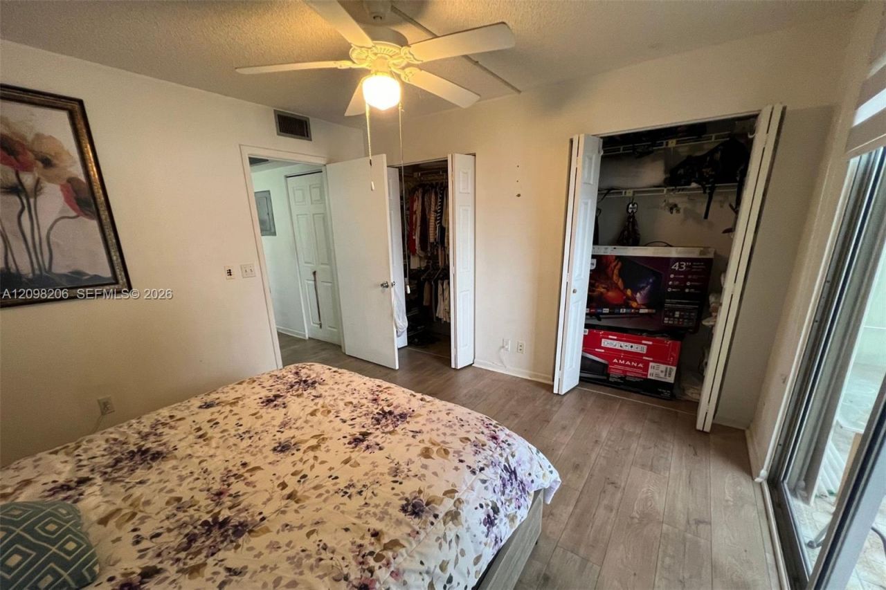 1301 SW 134th Way , Unit 208B, Pembroke Pines, FL 33027 Photo
