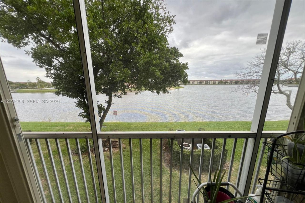 1301 SW 134th Way , Unit 208B, Pembroke Pines, FL 33027 Photo