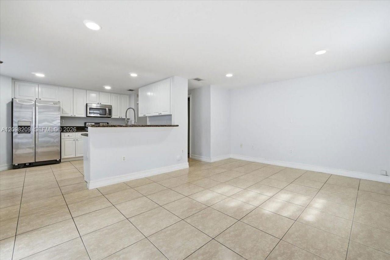 16310 NW 84th Ct , Miami Lakes, FL 33016 Photo