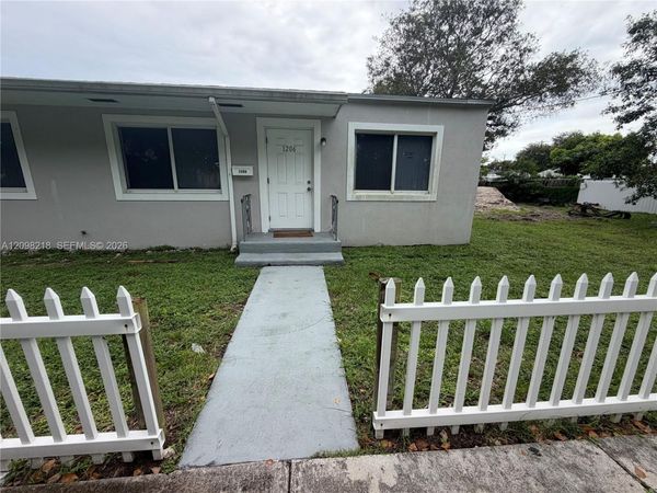 1204 N 24th Ave, Unit 1206, Hollywood, FL 33020