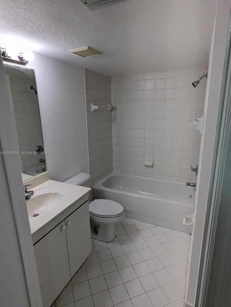 2911 SE 13th Rd , Unit 103-40, Homestead, FL 33035 Photo