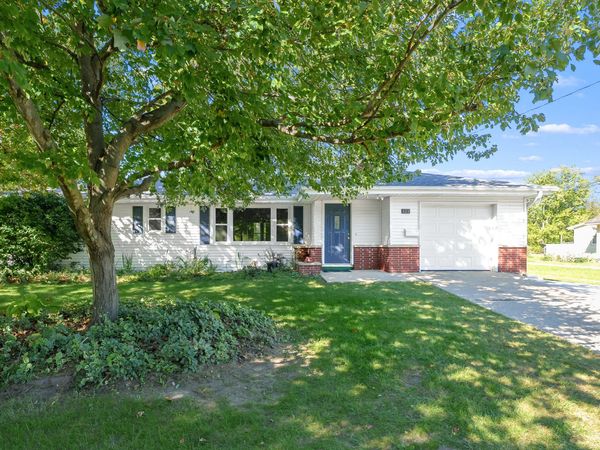 122 Kellogg Street, Battle Creek, MI 49037