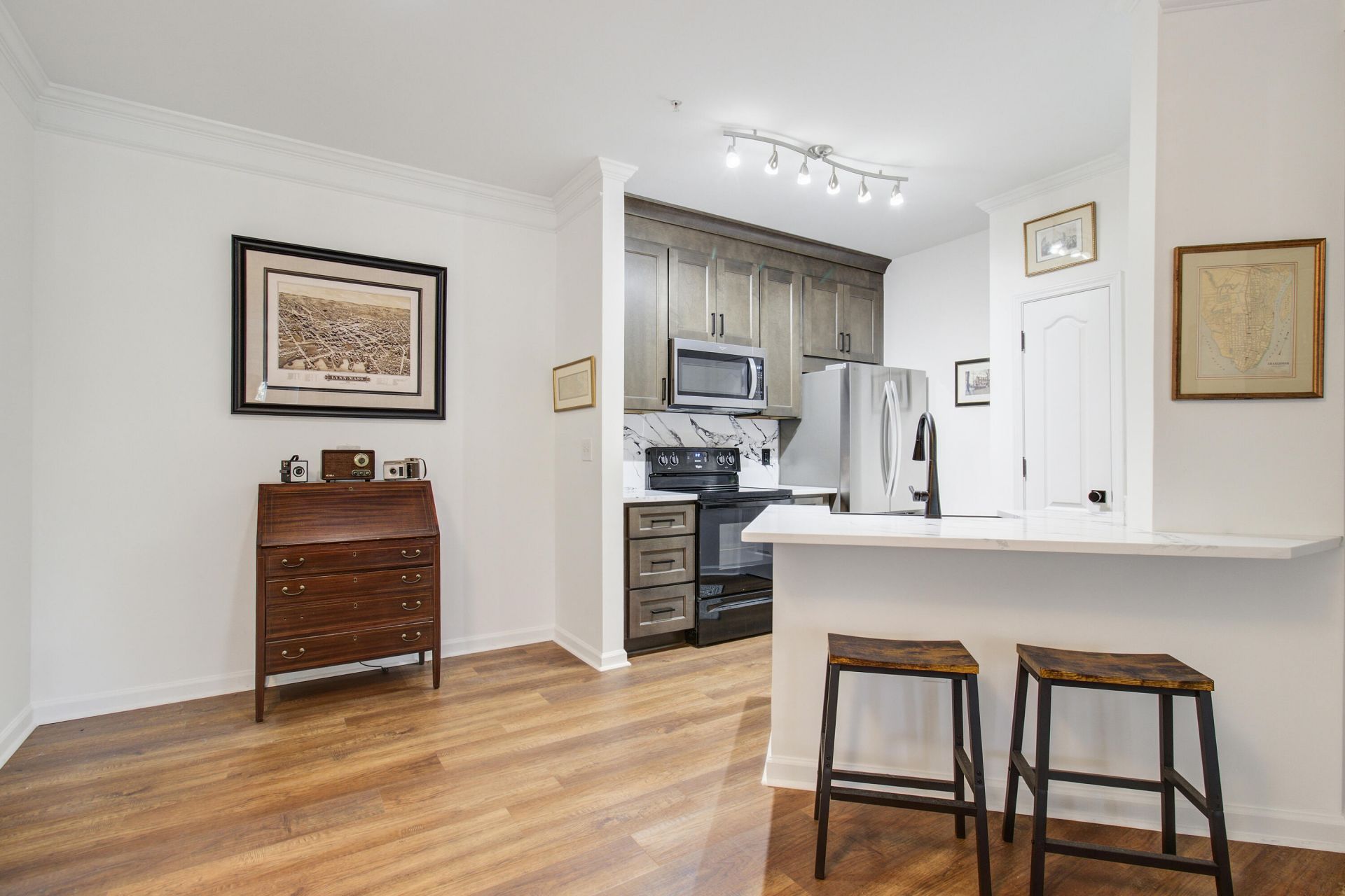 1300 Park West Boulevard Photo 4