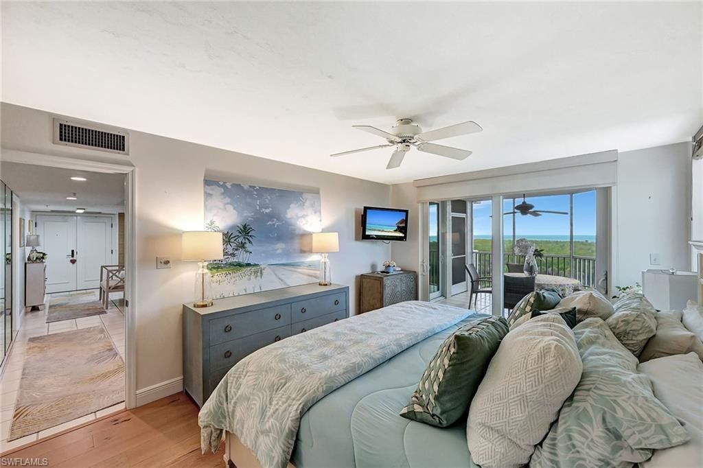 6573 Marissa Loop, Unit 703, Naples, FL 34108 Photo
