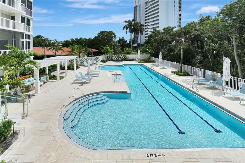 6573 Marissa Loop, Unit 703, Naples, FL 34108 Photo