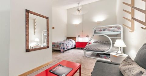 11591 Snowpeak Way, Unit #403, Truckee, CA 96161 Photo
