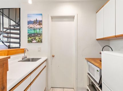 11591 Snowpeak Way, Unit #403, Truckee, CA 96161 Photo
