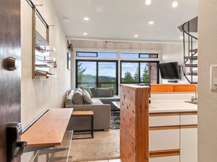 11591 Snowpeak Way, Unit #403, Truckee, CA 96161 Photo