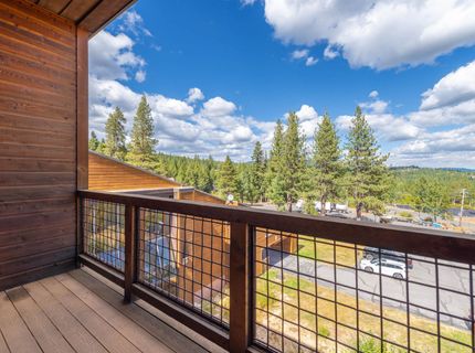 11591 Snowpeak Way, Unit #403, Truckee, CA 96161 Photo