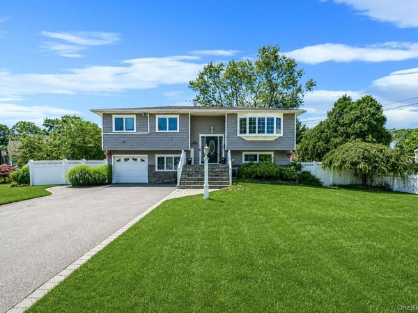 309 Sunrise Drive , Sayville, NY 11782
