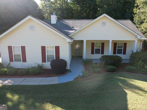 15 Sampson Court, Covington, GA 30016