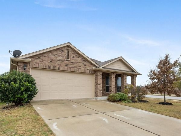 1013 Hawkeye Point RD, Georgetown, TX 78626