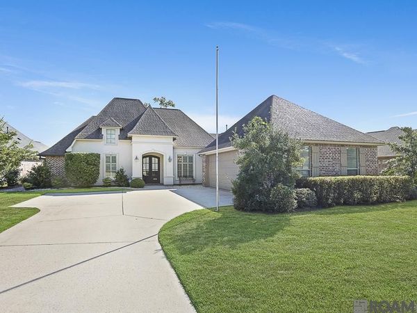 18380 Old Maplewood Dr, Prairieville, LA 70769